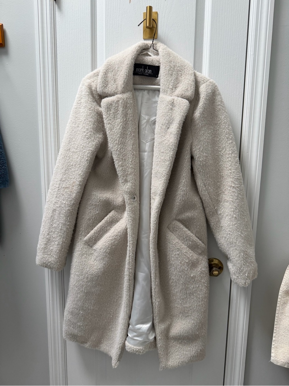 Cream Teddy Coat - Women's Plush Long Jacket
